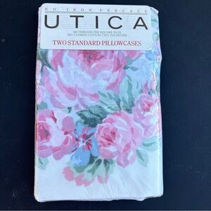 VTG Utica 2 Standard Pillow Cases Pink Blue Floral Brideshead 2 Rose Shabby Chic